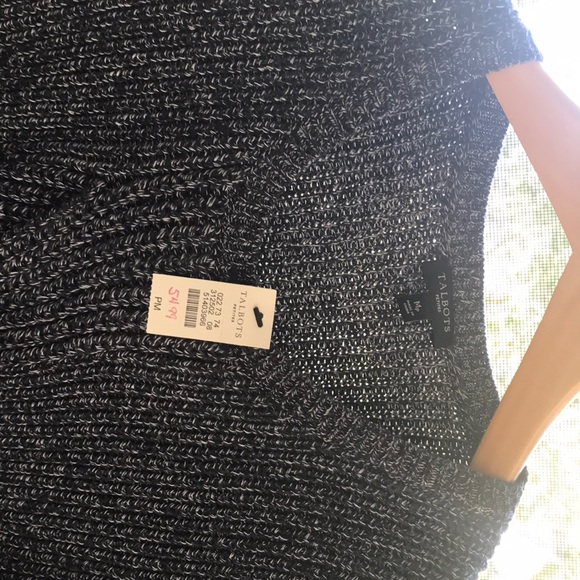 Sweater - Picture 4 of 5